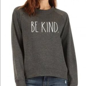 💞Rae Dunn Women’s “Be Kind” Sweatshirt, Excellent Condition Sz XS
